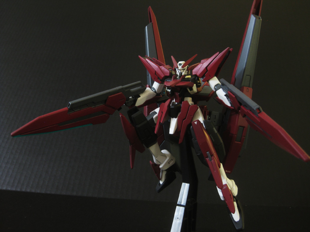 HG 1/144 Gundam Harute – Crimson Color Ver