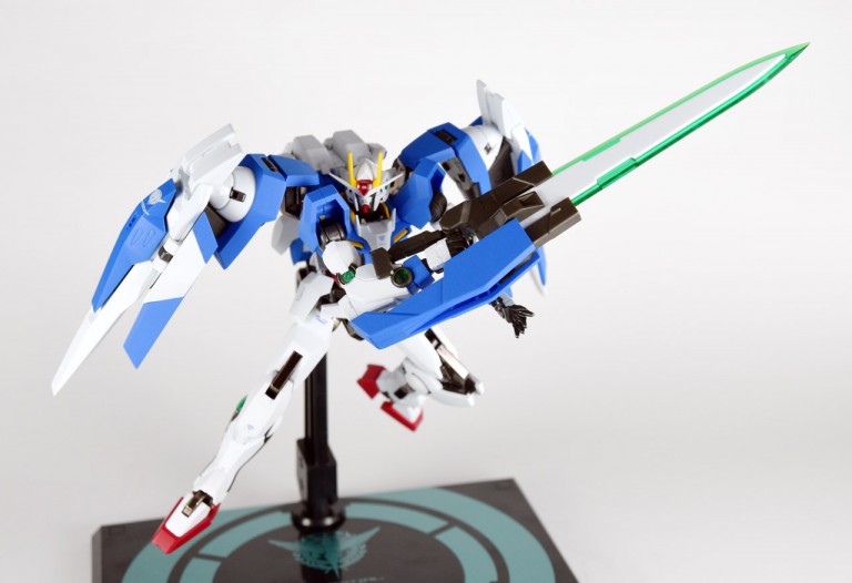 00 raiser metal robot