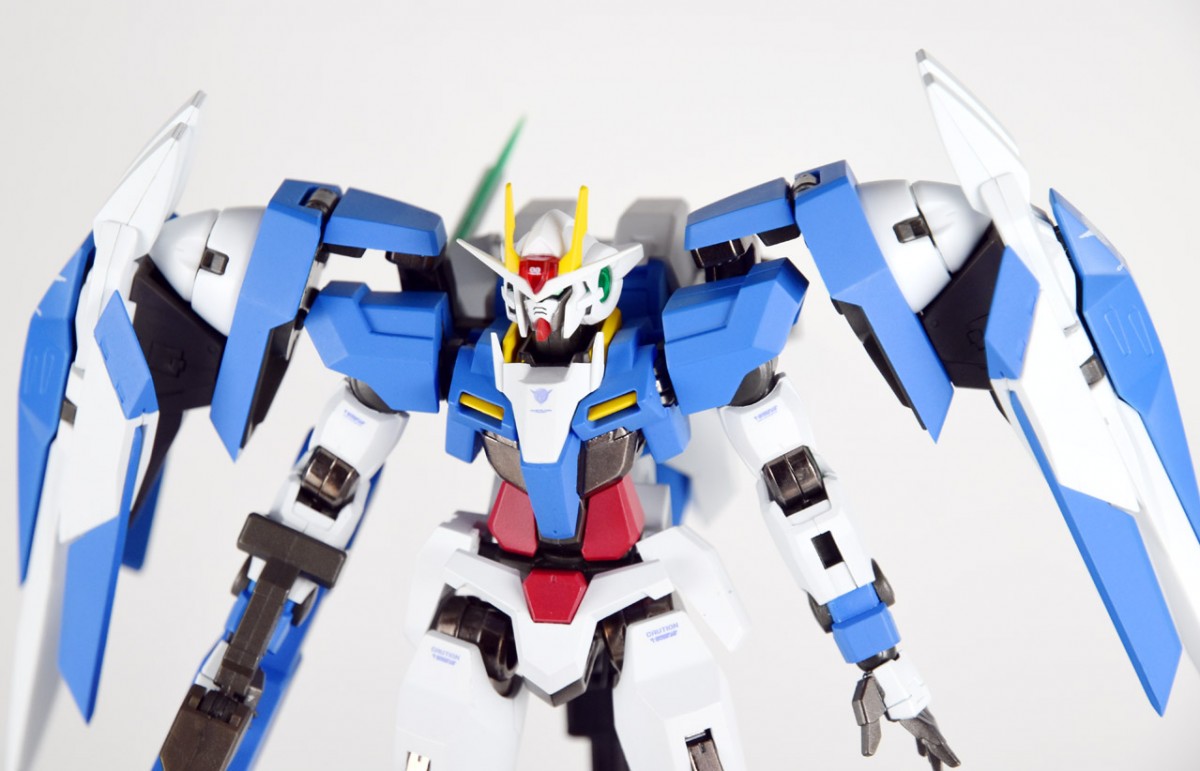 00 raiser metal robot