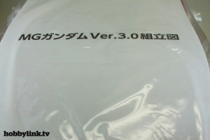 1 100 MG Gundam RX-78-2 Ver.3.0-2